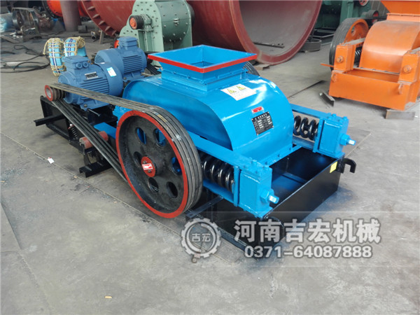 雙齒輥破碎機(jī)的細(xì)節(jié)維護(hù)需要幾步？