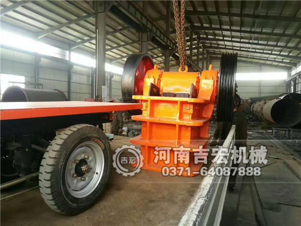 鄂式破碎機(jī)