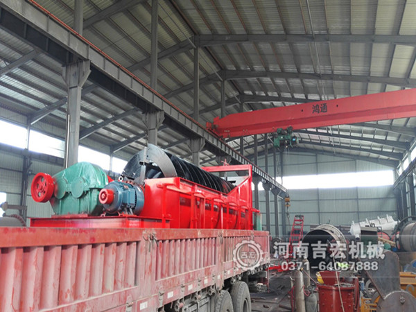 螺旋洗石機、移動輸送機發(fā)往東北