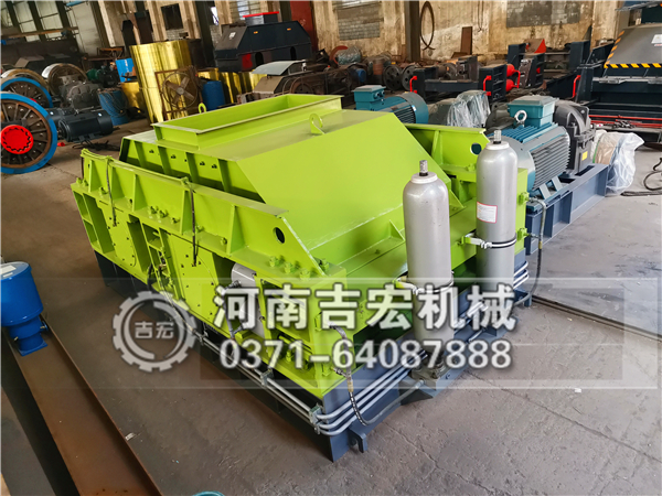 全自動液壓對輥制砂機(jī)